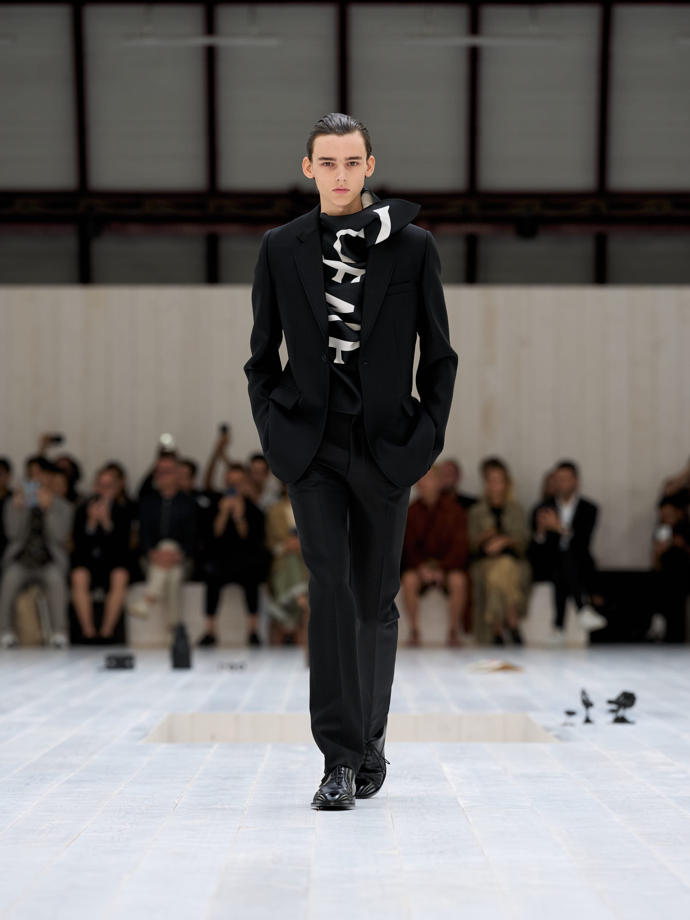 【よん】新品未使用 LOEWE 25SS ロエベ セットアップ Runway · Spring-Summer men's collection · LOEWE